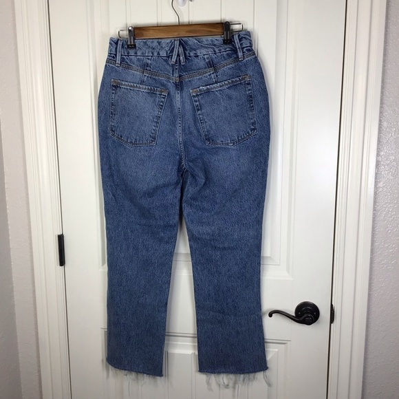 Good American Good 90’s Icon Jean in Indigo065 Size 28. - Picture 5 of 9